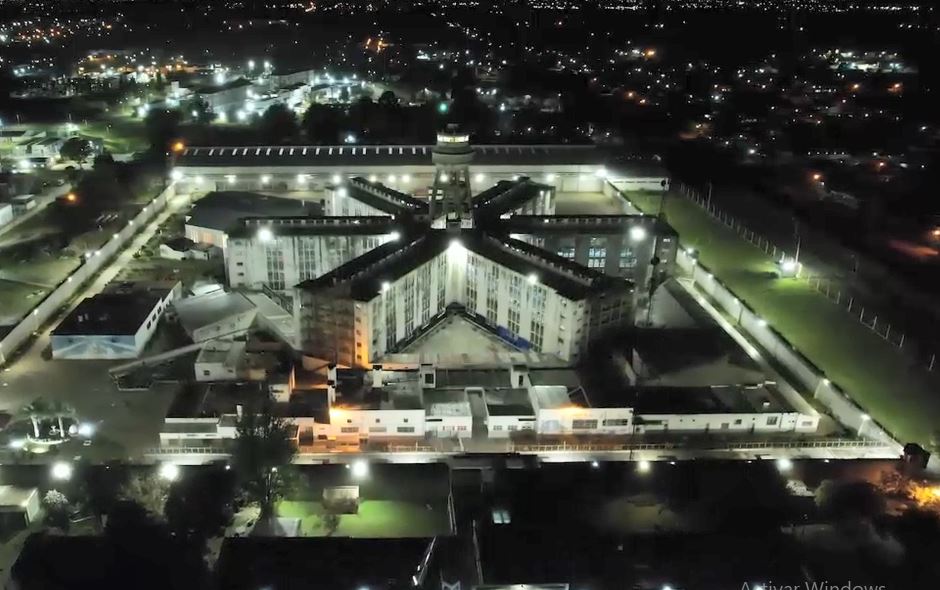 El gobierno bonaerense iluminó 33 unidades y alcaidías del Servicio Penitenciario