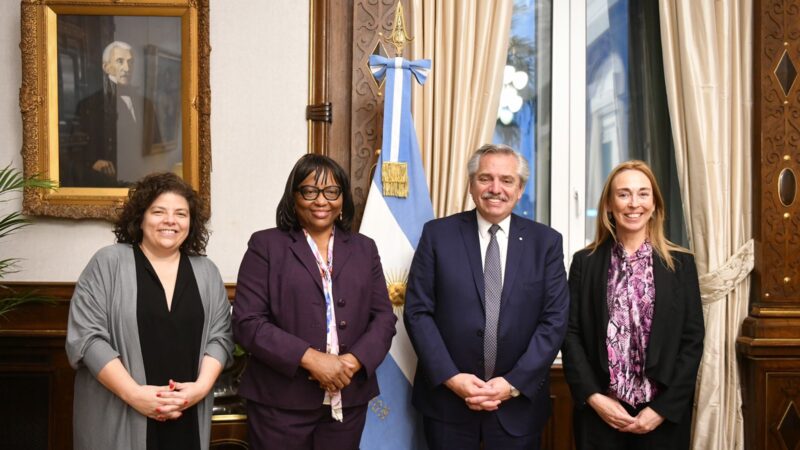 El Presidente Alberto Fernández recibió a la directora de la Organización Panamericana de la Salud, Carissa Etienne
