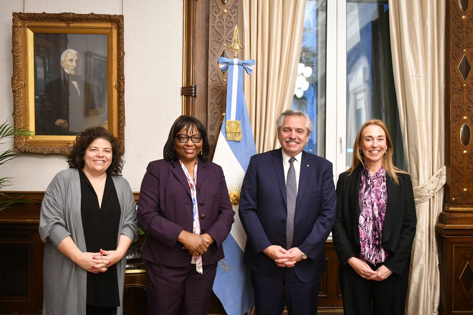 El Presidente Alberto Fernández recibió a la directora de la Organización Panamericana de la Salud, Carissa Etienne