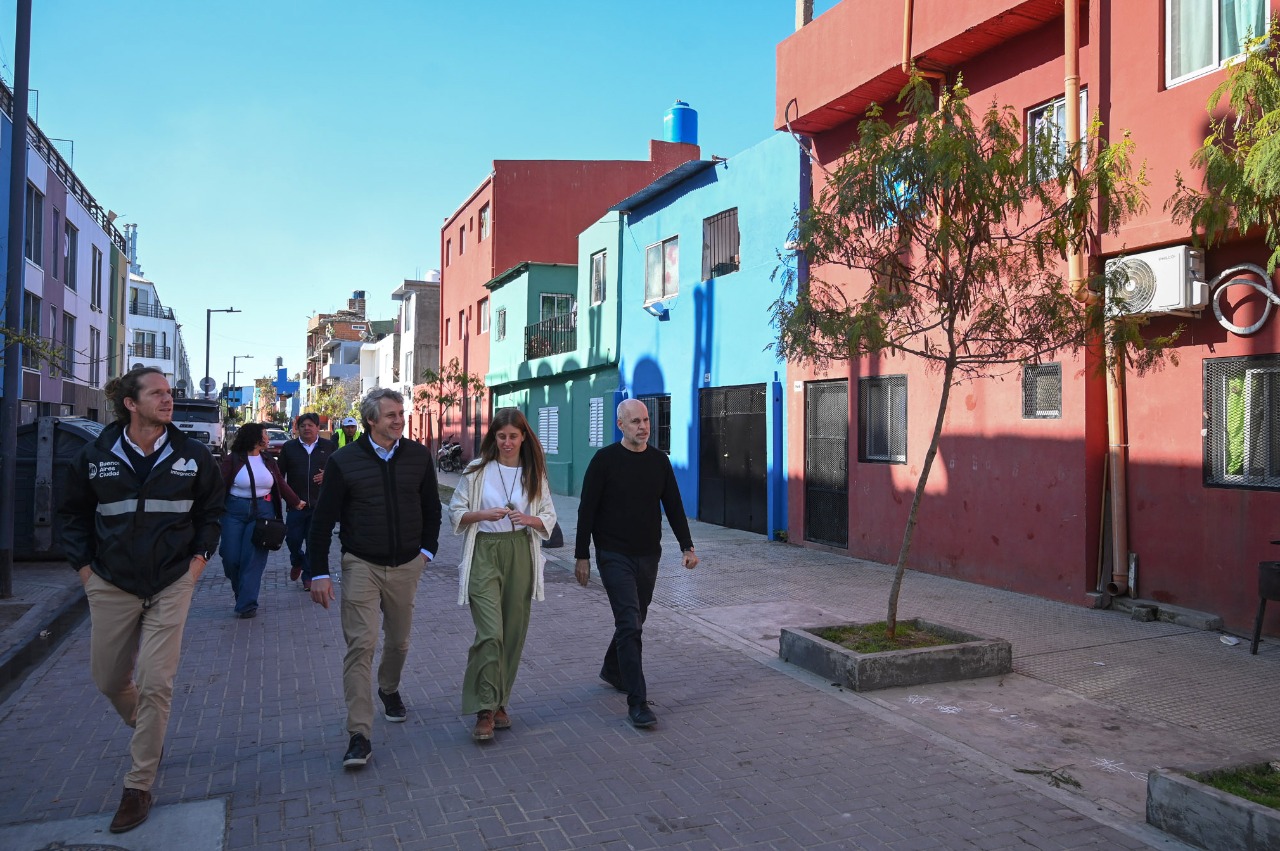 CABA: Rodríguez Larreta recorrió las fachadas intervenidas en Retiro