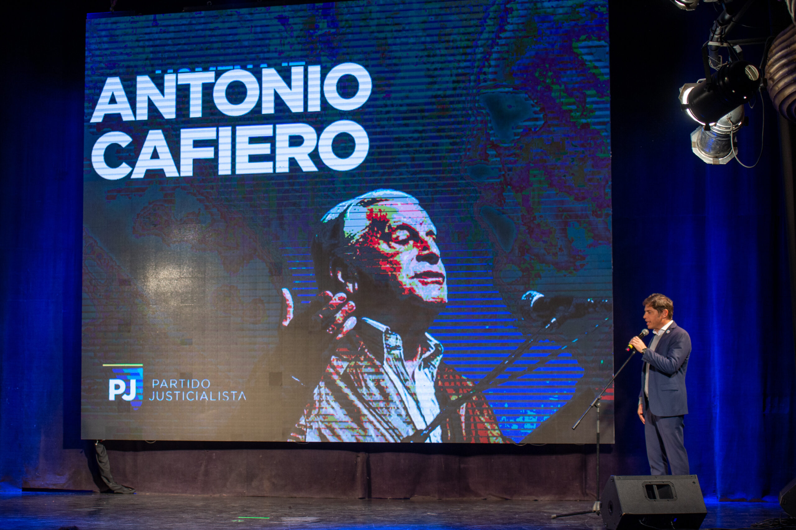 Kicillof participó de un acto en homenaje a Antonio Cafiero