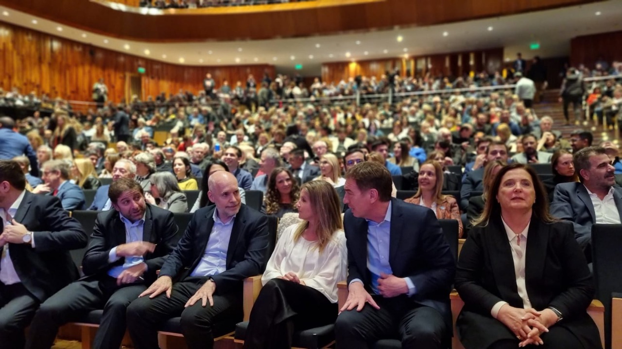 Larreta, Santilli y Hotton participaron de la celebración por los 40 años de ACIERA