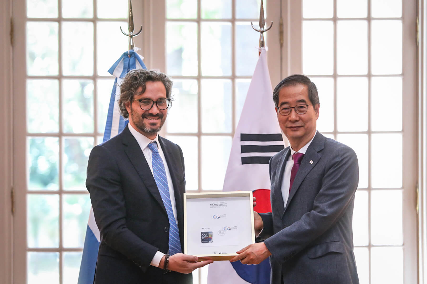 Cafiero y Han Duck-soo analizaron la relación entre Argentina y Corea