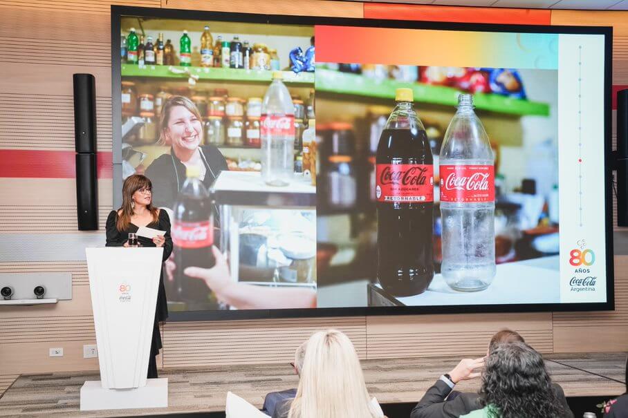 Con origen en Atlanta, Coca-Cola celebra sus 80 años en la Argentina