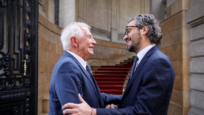 Cafiero y Borrell dialogaron sobre el desarrollo de cadenas de suministros