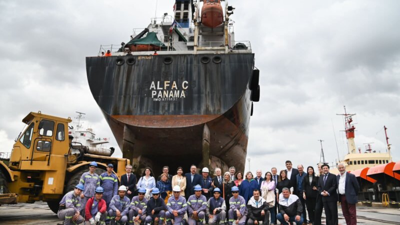 Taiana en el Astillero Tandanor: » Creemos en la industria nacional»