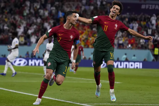 Portugal el ganó 2 a 0 a Uruguay y se clasificó a octavos