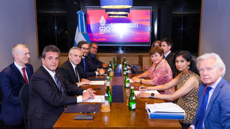 El presidente se reunió con Kristalina Georgieva en Bali