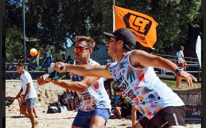 Beach Tenis: llegarán en lancha y jugarán en la arena del rio de la Plata