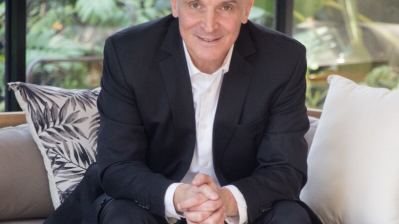 Espert visitará La Plata con una agenda cargada de actividades