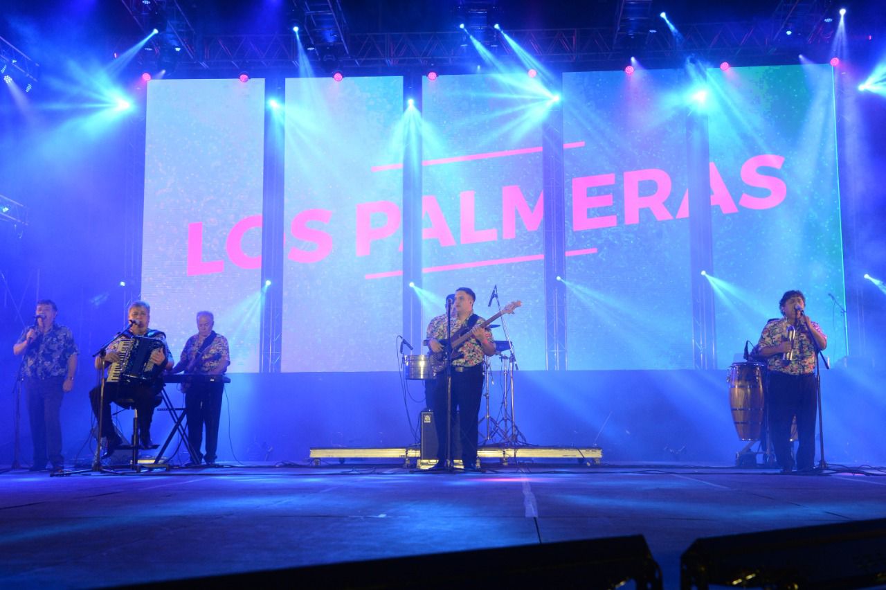 Estelares y Los Palmeras en los festejos de La Plata