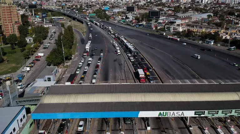 Incrementos en los peajes de la autopista La Plata-Buenos Aires