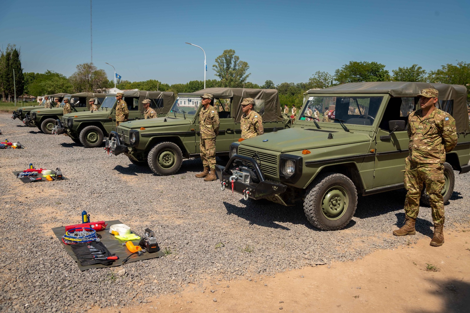 Taiana inauguró en Santa Fe una planta  de modernización de vehículos del Ejército