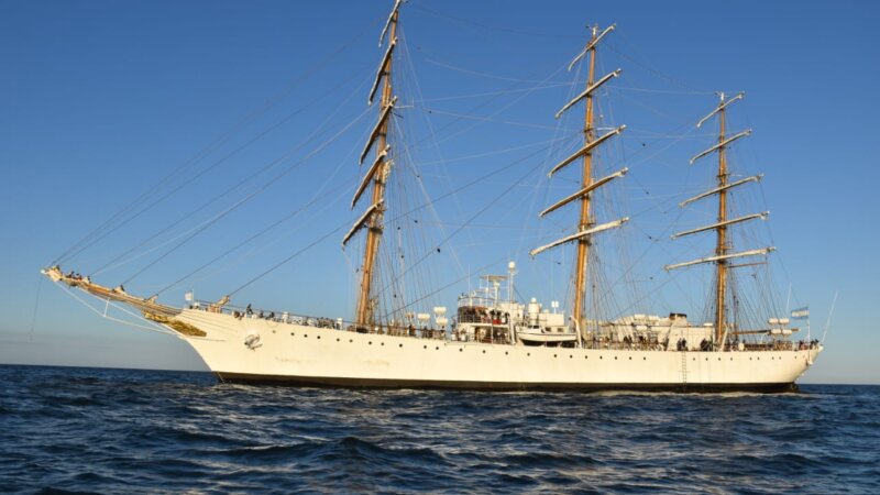 La fragata ARA «Libertad» se encuentra en Mar del Plata y podrá ser visitada por el público