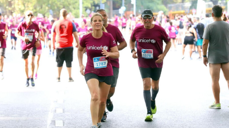 Cynthia Hotton corrió la Maratón de UNICEF a favor de la educación