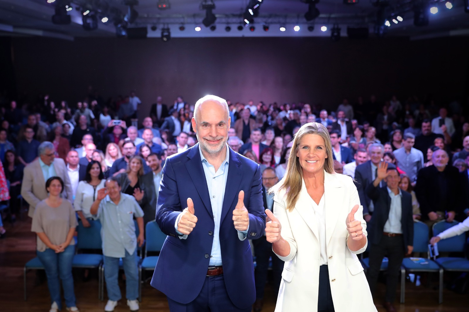 Rodríguez Larreta, Santilli y Hotton presentaron junto a mil pastores “La agenda social para transformar nuestra Nación”