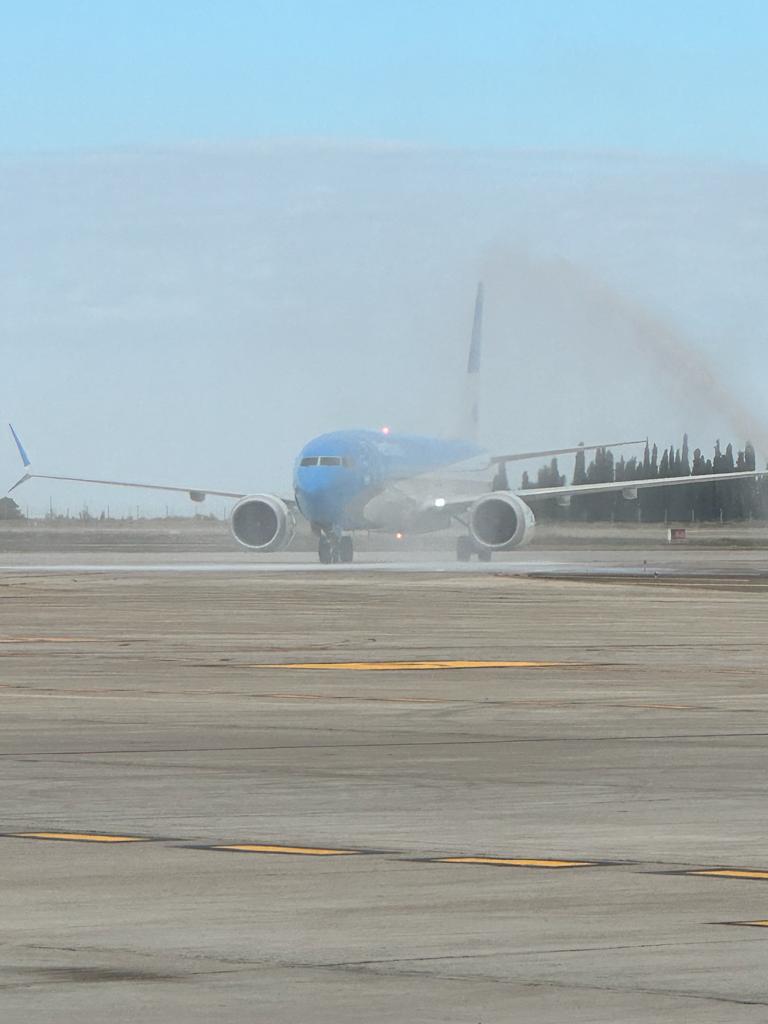 Se produjo el primer vuelo de Aerolíneas Argentinas en la ruta San Pablo-Mendoza