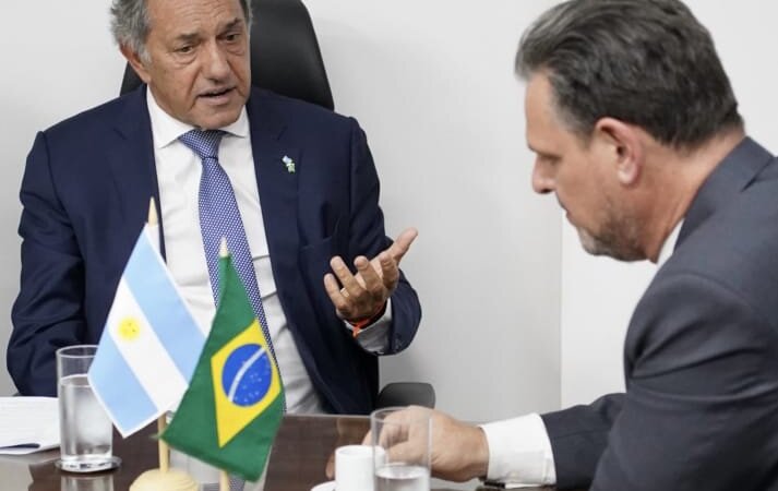 Scioli pidió en Brasil que se revean trabas a las exportaciones de Merluza, Aceite de Oliva y Almendras