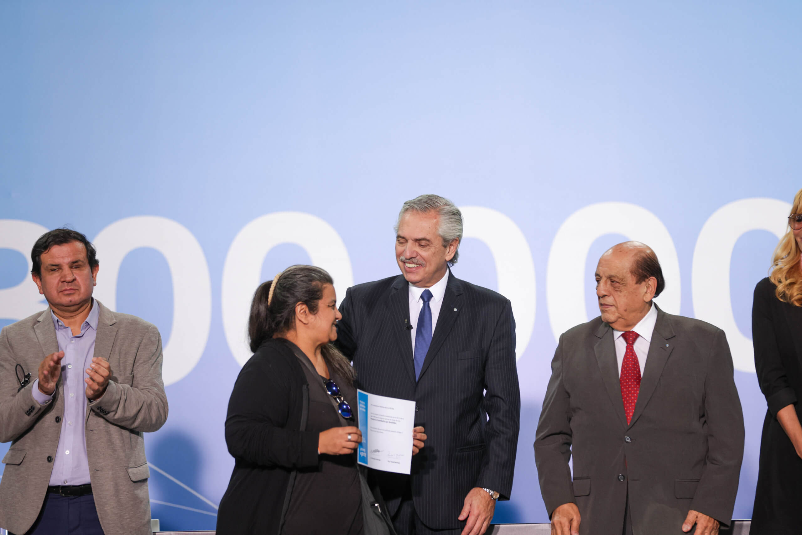 El Presidente entregó la pensión por discapacidad número 300.000 desde el inicio de la gestión