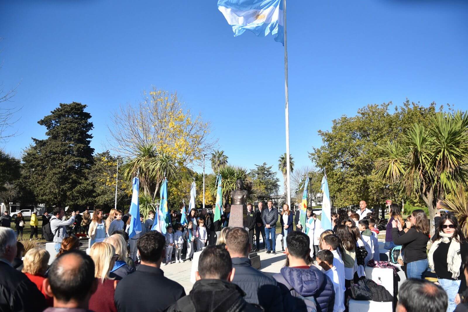 La Plata: Garro estuvo en City Bell a full con las obras