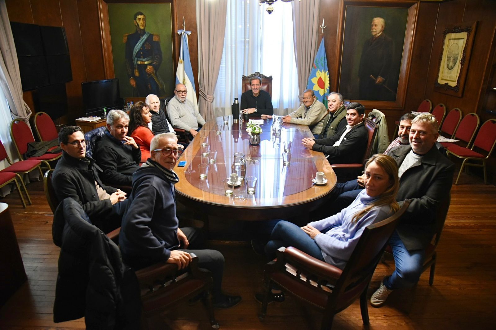 La Plata: Garro, con agenda en producción y trabajo, se reunió con referentes de la CGT