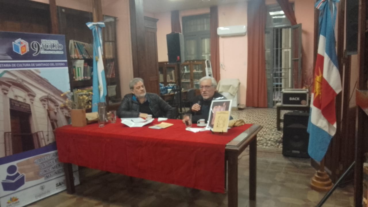 Emotiva celebración de la Biblioteca 9 de Julio, de Santiago del Estero, que cumplió 108 años