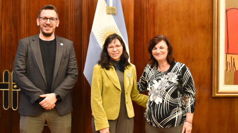Batakis, Rossi, ´Kelly´ Olmos y Cuattromo, en la Jornada sobre Desarrollo PyMEs ´Desafíos y Oportunidades´