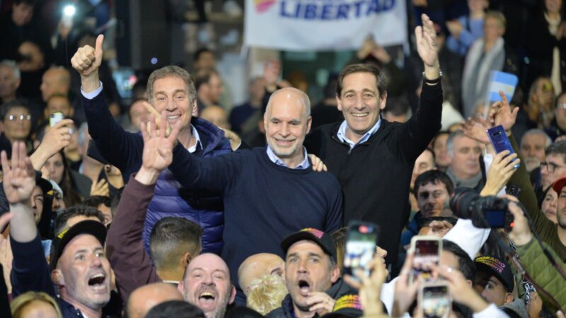 Garro, Larreta y Santilli: “Se viene la Policía de la ciudad y la segunda etapa de obras hidráulicas”