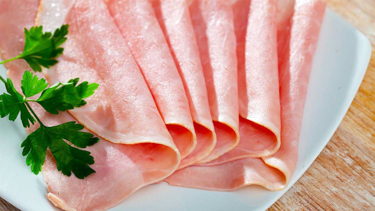 Senasa  advierte sobre el comercio de jamón cocido sin garantía de ser apto para el consumo