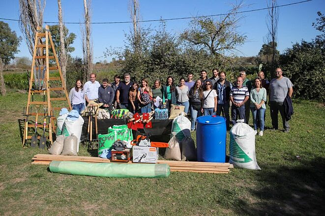 ACUMAR y el INTA entregaron herramientas para la instalación de huertas en escuelas de la Cuenca