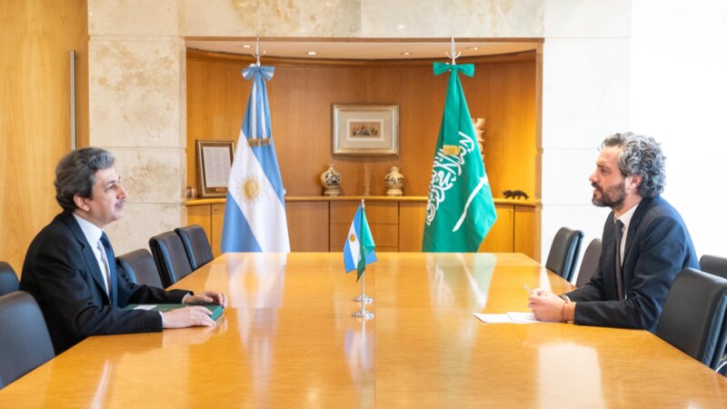 La Argentina y Arabia Saudita afianzan su relación bilateral