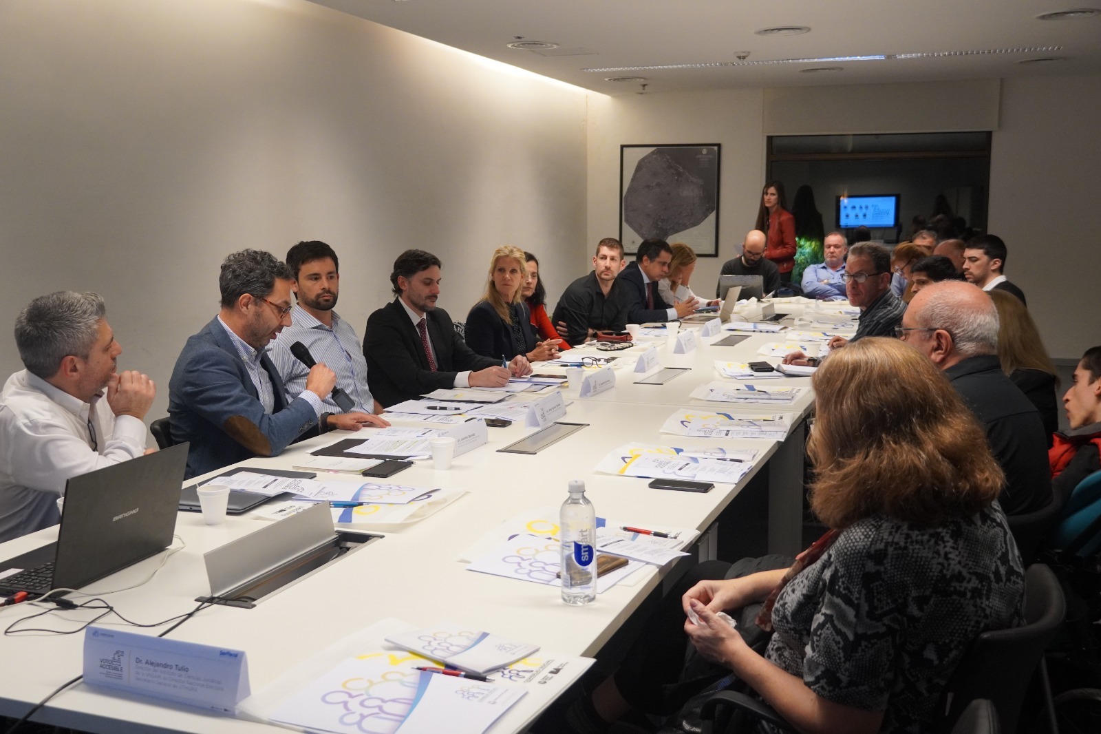 Cynthia Hotton encabezó una jornada sobre voto inclusivo