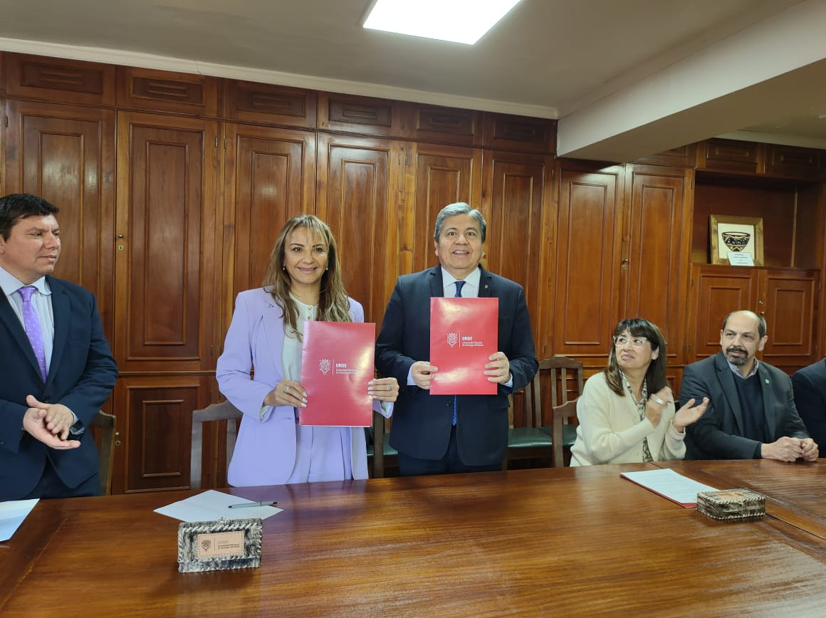 Firman un convenio para capacitar a trabajadores rurales de Santiago del Estero