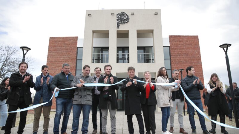 Kicillof inauguró una Casa de la Provincia en Veinticinco de Mayo