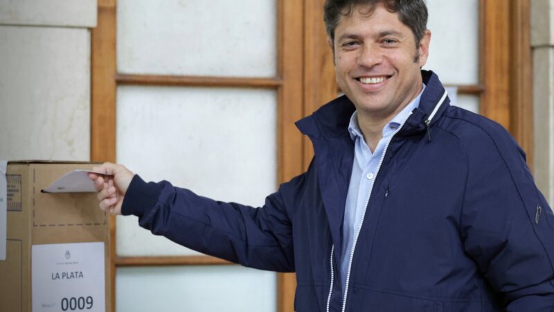 Elecciones 2023: Kicillof convocó a votar «con amor y felicidad»