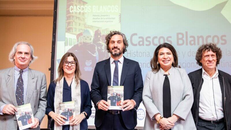 Cafiero: “Cascos Blancos es un pilar de la política exterior argentina”