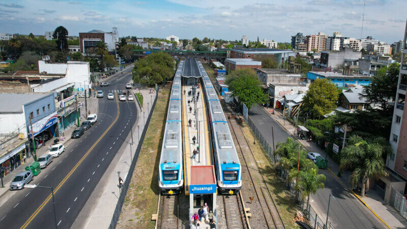 La empresa estatal Trenes Argentinos habilitó la renovada estación Ituzaingó