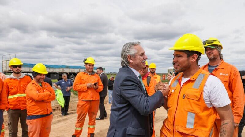 El presidente recorrió las obras de transformación en autopista de la Ruta Nacional N°3