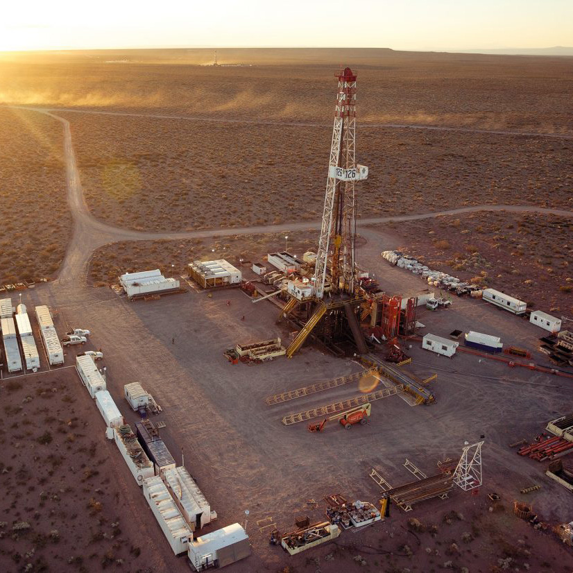 El yacimiento de Vaca Muerta alcanzó una producción de 305.000 barriles diarios