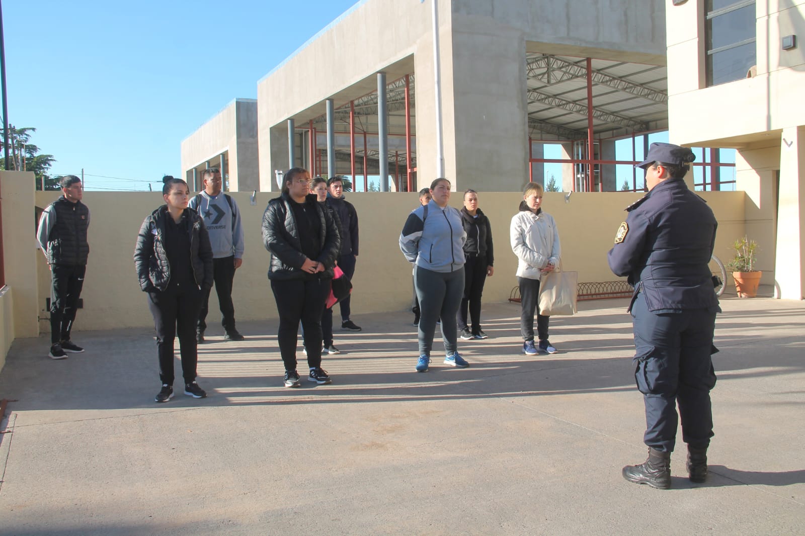 Brandsen: Se inició el primer curso de Choferes Motoristas para móviles identificables