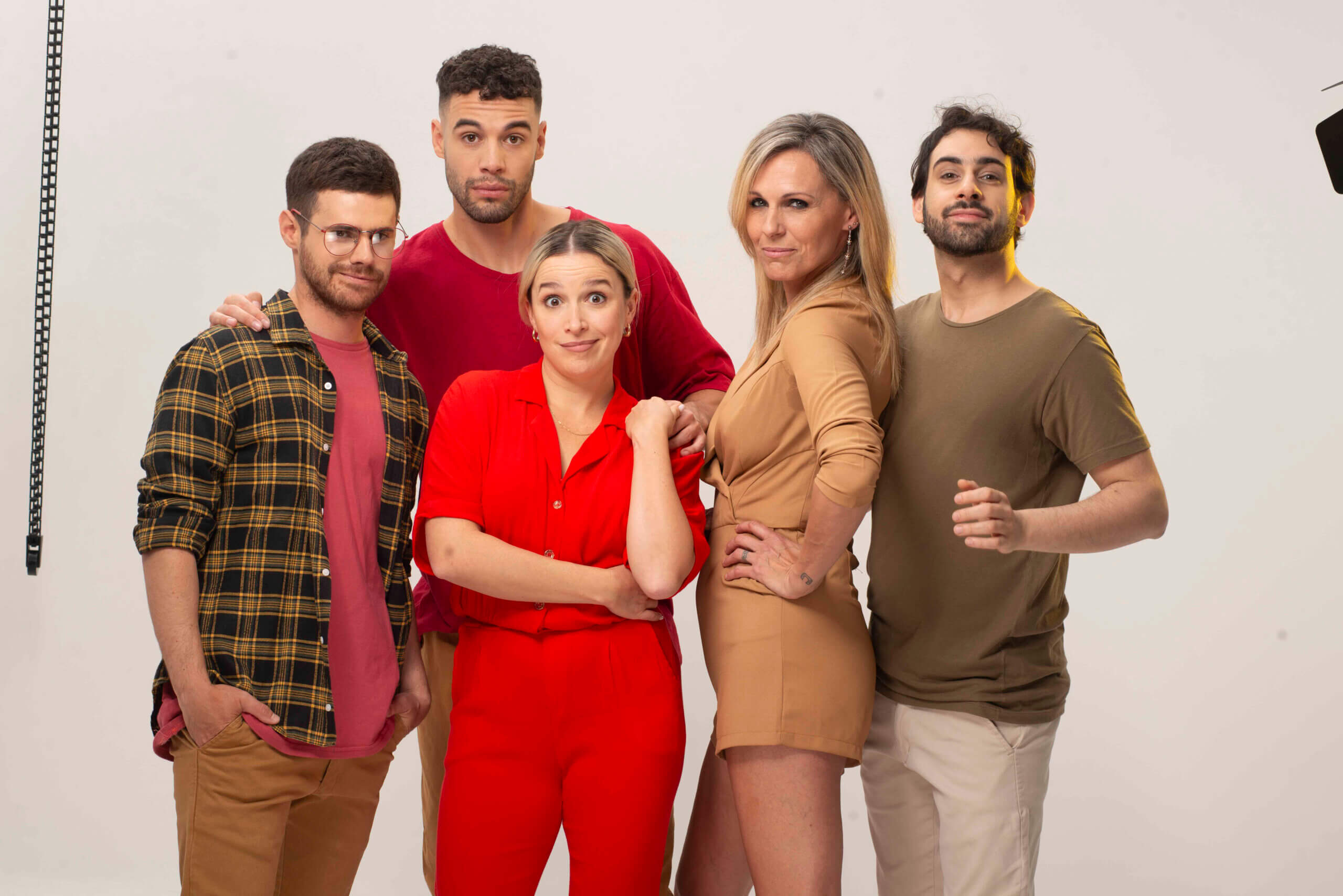 Sigue el éxito teatral de «Somos nosotros» en el Teatro Multitabaris Comafi