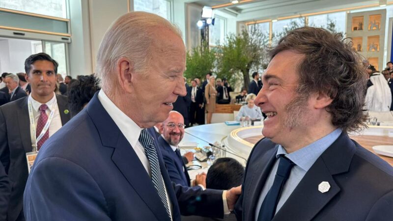 Milei y Biden dialogaron en el marco de la Cumbre del G7 en Italia