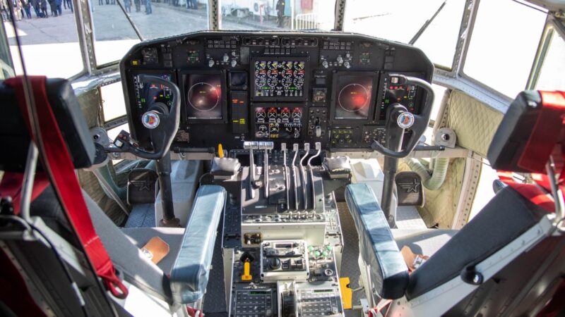 FAdeA entregó un Hércules modernizado a la Fuerza Aérea Argentina