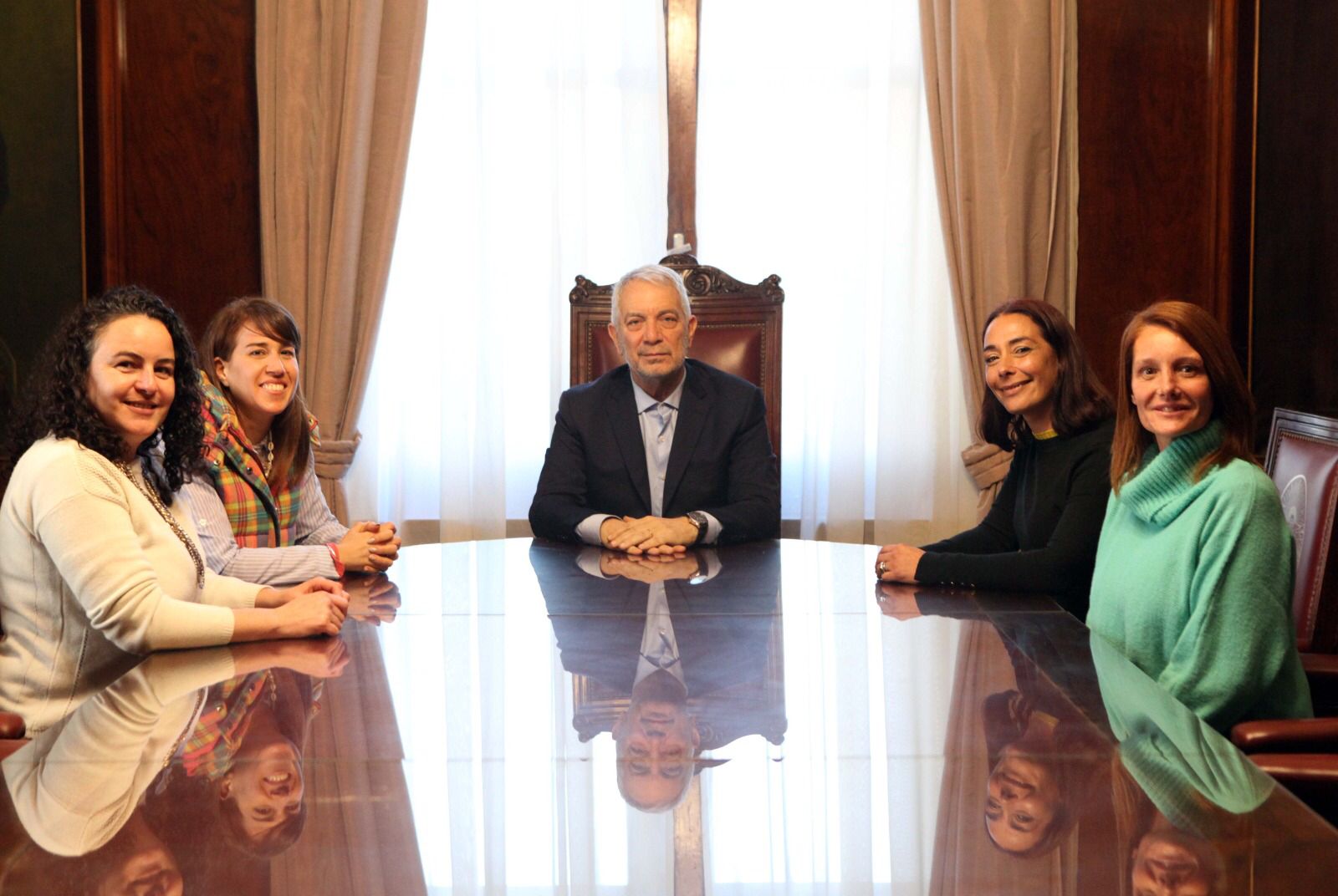 La Plata: Alak busca poner en marcha un programa educativo creado por el Papa Francisco