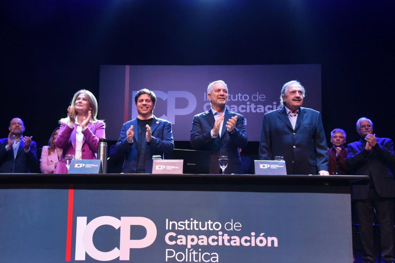 Kicillof y Alak abrieron el Curso de Formación Política en La Plata