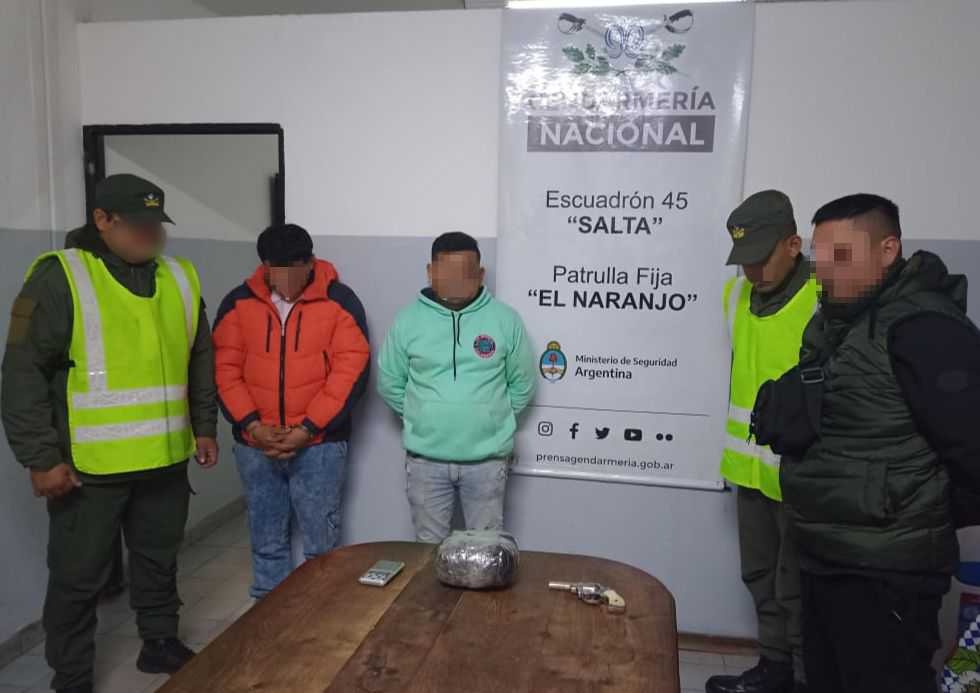 Salta: detienen a dos hombres que trasladaban droga y un arma