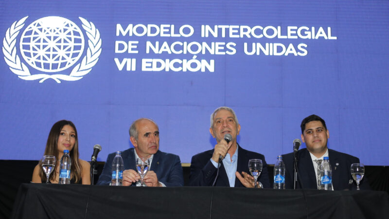 La Plata: Alak participó de una jornada solidaria en la previa al Modelo de Naciones Unidas 2024