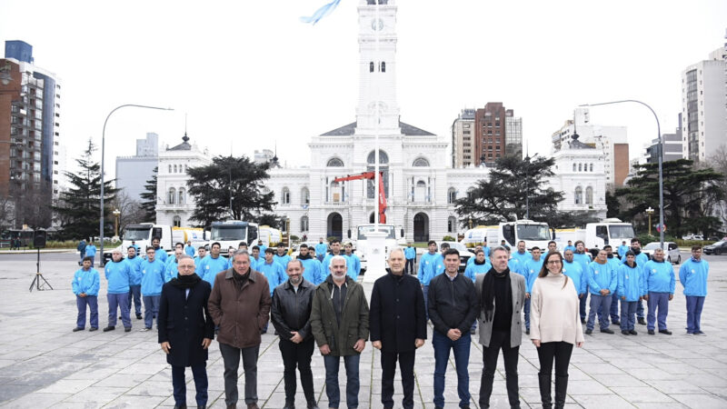 La Plata: el intendente Julio Alak presentó el programa «Ciudad Limpia»