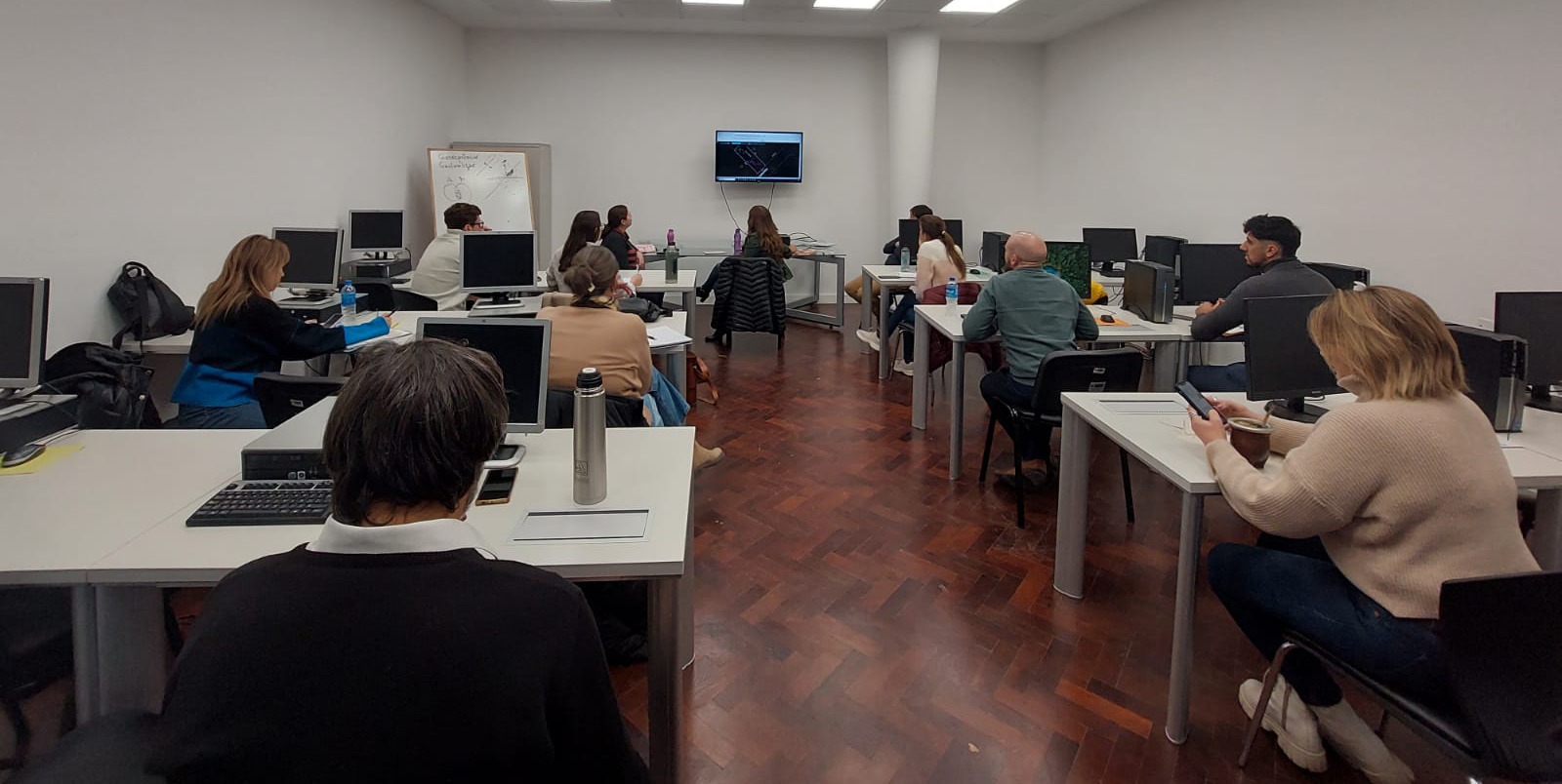 Agrimensores bonaerenses presentan nuevo espacio de asesoramiento técnico profesional