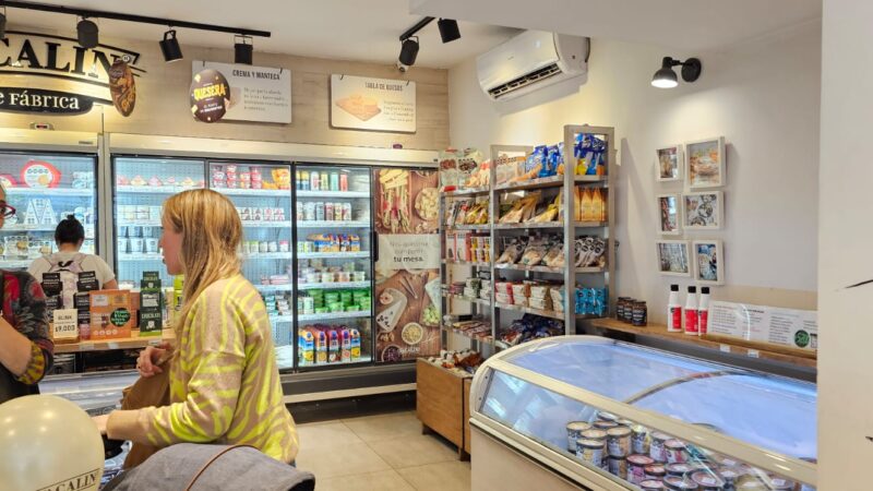 Vacalin abrió la tienda de Caballito con una atractiva propuesta